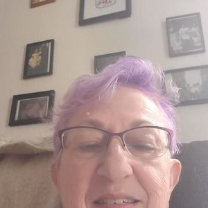 Meet your Posher, Annie